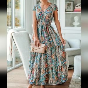 Cupshe paisley print v-neck maxi